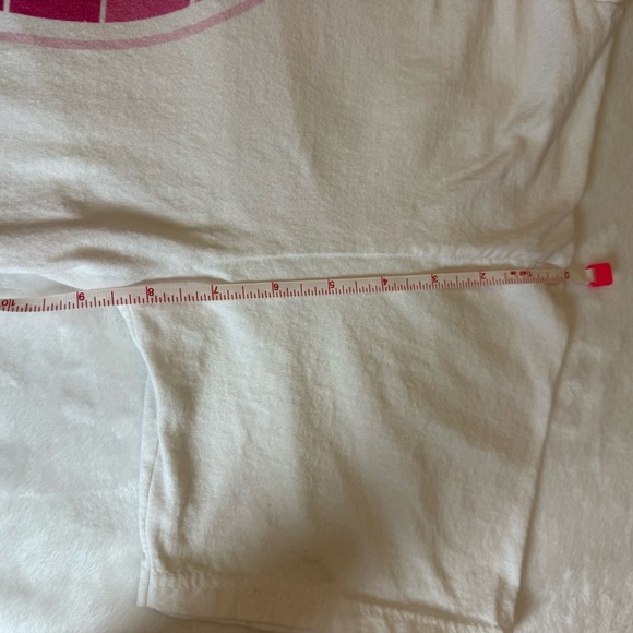 NWOT Girls Hunt Too White and Pink Women’s T-Shirt - Picture 6 of 8